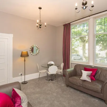 Albany House By Serviced Apartment *