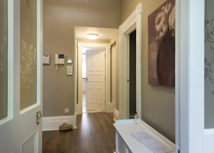 Albany House By Serviced *