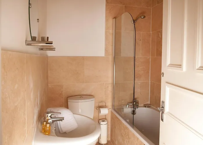 Albany House By Serviced